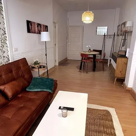 Mit Terrasse In Der Naehe Von Parque Taoro Apartment